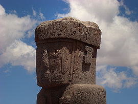 detail hlavy monolitu Ponce