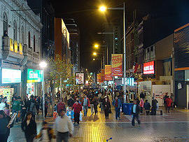 noční pěší zóna Arturo Prat Chacón